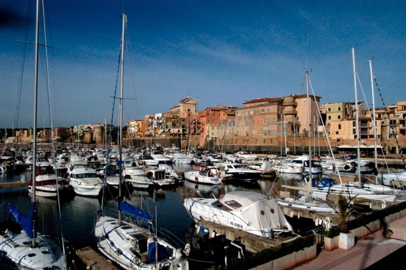 Guest House Tra Cielo E Mare Nettuno Exterior foto